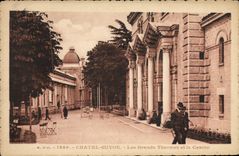 CPA Chatel Guyon Les Grands Thermes Et Le Casino