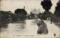 VINTAGE POSTCARD Amiens Banks Of the Sum
