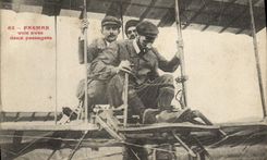 CPA Avion Aviation Farman vole avec deux passagers