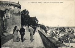 CPA Chateau de Dreux Vue Prise Sur le Chemin de Ronde