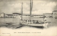 VINTAGE POSTCARD Boat War Officers' lifeboat of squadron