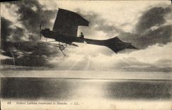 CPA Avion Aviation Hubert Latham traversant la Manche 