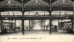 CPA Vichy Sources Lucas Et Mesdames