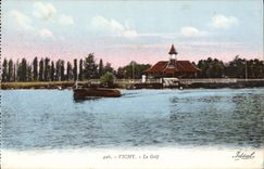 VINTAGE POSTCARD Vichy the Golf Boat