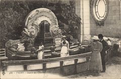 CPA Vichy Source Des Celestins