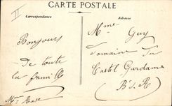 CPA Bateau Sur la plage arriere d'un navire de guerre pendant l'appareillage 