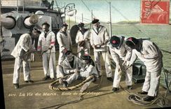 VINTAGE POSTCARD Boat life of the sailor School of matelotage