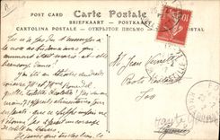 CPA Bateau de guerre Embarquement de moutons