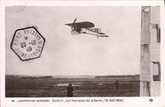 VINTAGE POSTCARD Plane Bleriot Aviation on monoplane Rheims August 26th, 1909