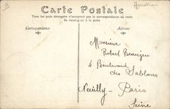 CPA Avion Aviation Farman se rend au camp de Chalons Arrivee a Reims vue prise de la gare