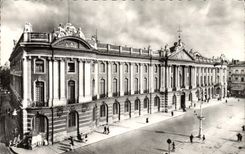 MODERN CARD Toulouse Frontage of the town hall