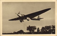 CPA Avion Aviation Appareil monomoteur Bernard de grands raids