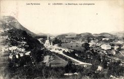 VINTAGE POSTCARD Heavy Of the View from above Basilica