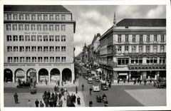 VINTAGE POSTCARD Berlin Unter den Linden Friedrichstr Haus der Schweiz House of Switzerland
