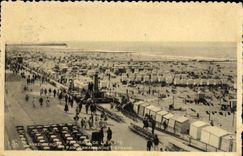 VINTAGE POSTCARD Blankenberghe Panorama of the beach