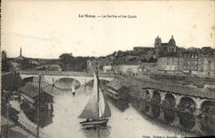 VINTAGE POSTCARD Mans the Sarthe and the Quays Boat