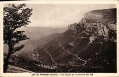 VINTAGE POSTCARD Collar Of Rousset Laces of the Descent On Die