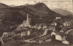 VINTAGE POSTCARD Heavy Baslilque and the Road of Pau