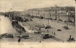 CPA Boulogne Sur Mer Vue Generale du Port Bateaux