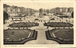 CPA Le Havre Vue d'ensemble des Nouveaux jardins de la place Gambetta et bassin du commerce Tramway