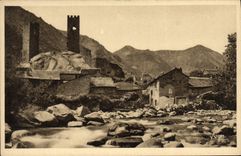 VINTAGE POSTCARD Cerdagne Tours De Carol