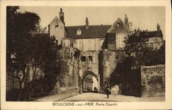 VINTAGE POSTCARD Boulogne On Mer Carries Gayole