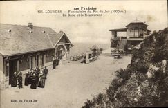 VINTAGE POSTCARD Heavy Funicular of the Peak Of Jer Train station and the restaurant