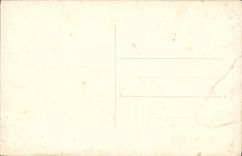 VINTAGE POSTCARD Praha Museum has Pomnik