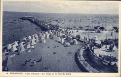 CPA Arcachon Cote d'Argent La plage et les grandes jetees