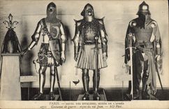 CPA Paris Hotel Des Invalides Musee De L'armee Costumes de guerre regne du roi Jean Militaria