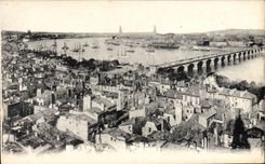 CPA Bordeaux Vue Sur La Rade prise de l'eglise St Michel
