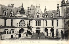 CPA Pierrefonds Le Chateau Le beffroi