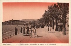 CPA Cannes Boulevard Et Bains De La Croisette