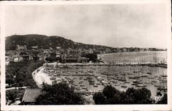 CPM Cannes Vue Generale Prise Du Mont Chevalier Bateaux