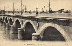 CPA Bordeaux Le Pont De Pierre