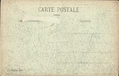 CPA Reims Dans Ses Annees De Bombardements L'entree de l'avenue de Laon Militaria 