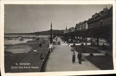 VINTAGE POSTCARD Geneva Quay of Water Defects