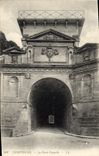 CPA Compiegne La porte Chapelle