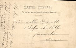 CPA Fantaisie Femme Fetes et porte bonheur Cochon Porc 