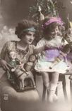 CPA Fantaisie Femme Enfant Noel Poupee