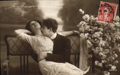VINTAGE POSTCARD Fantasy Woman the kiss