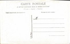 CPA Fantaisie Femme Dejeuner sur l'herbe