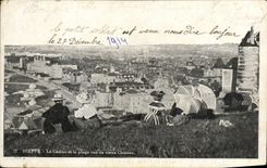 CPA Dieppe Le casino et la plage vus du vieux chateau