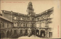 VINTAGE POSTCARD Toulouse the Hotel D' Assezat
