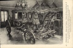 CPA Versailles Musee Des Voitures Voiture Du Sacre De Charles X
