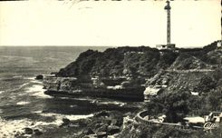 CPA Biarritz Le Phare Et Les Jardins