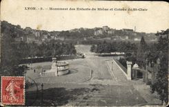 VINTAGE POSTCARD Lyon Monument Of the Children Of the Rhone And Coteau Of Clear St
