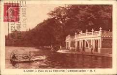 VINTAGE POSTCARD Lyon Park Of the Gold Head the Landing stage
