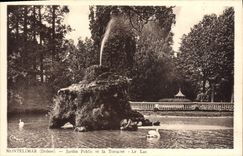 VINTAGE POSTCARD Montelimar Public garden and the Terrace the Lake