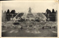 CPA Parc du Chateau de Versailles Grandes Eaux Le Bassin De Latone